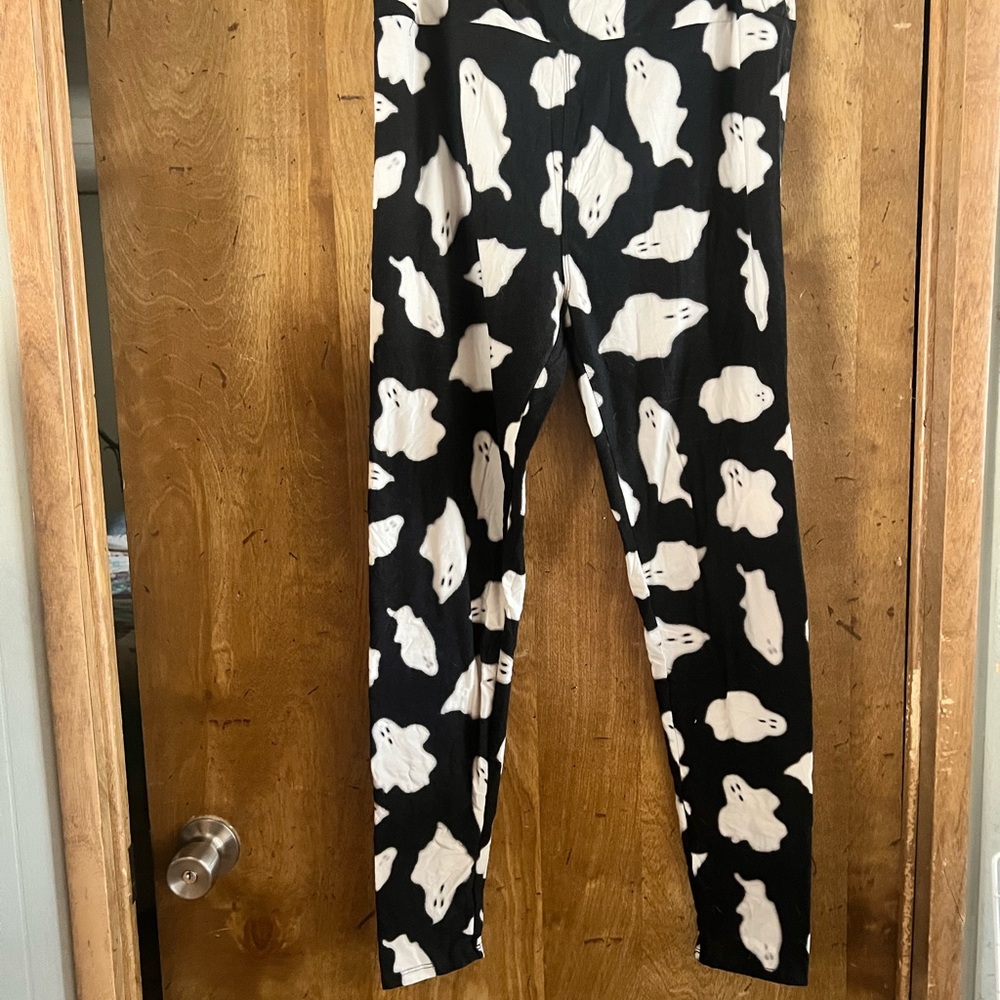 LuLaRoe Black and White Ghost Print Leggings